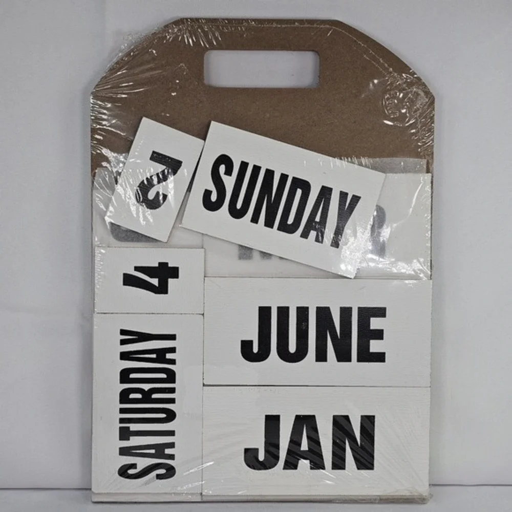New Wooden Farm Perpetual Calendar Interchangeable Pieces Farmhouse Decor